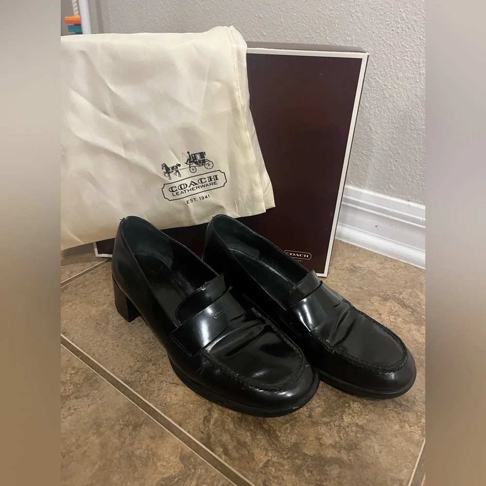 Coach Leather Black Patent Block Heeled Penny Loafer Shoes - Picture 1 of 10